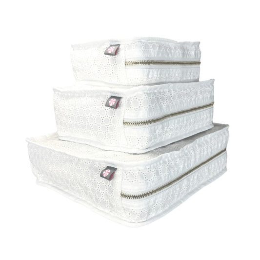 White Seersucker Set of 3 Stacking Toiletry Bags